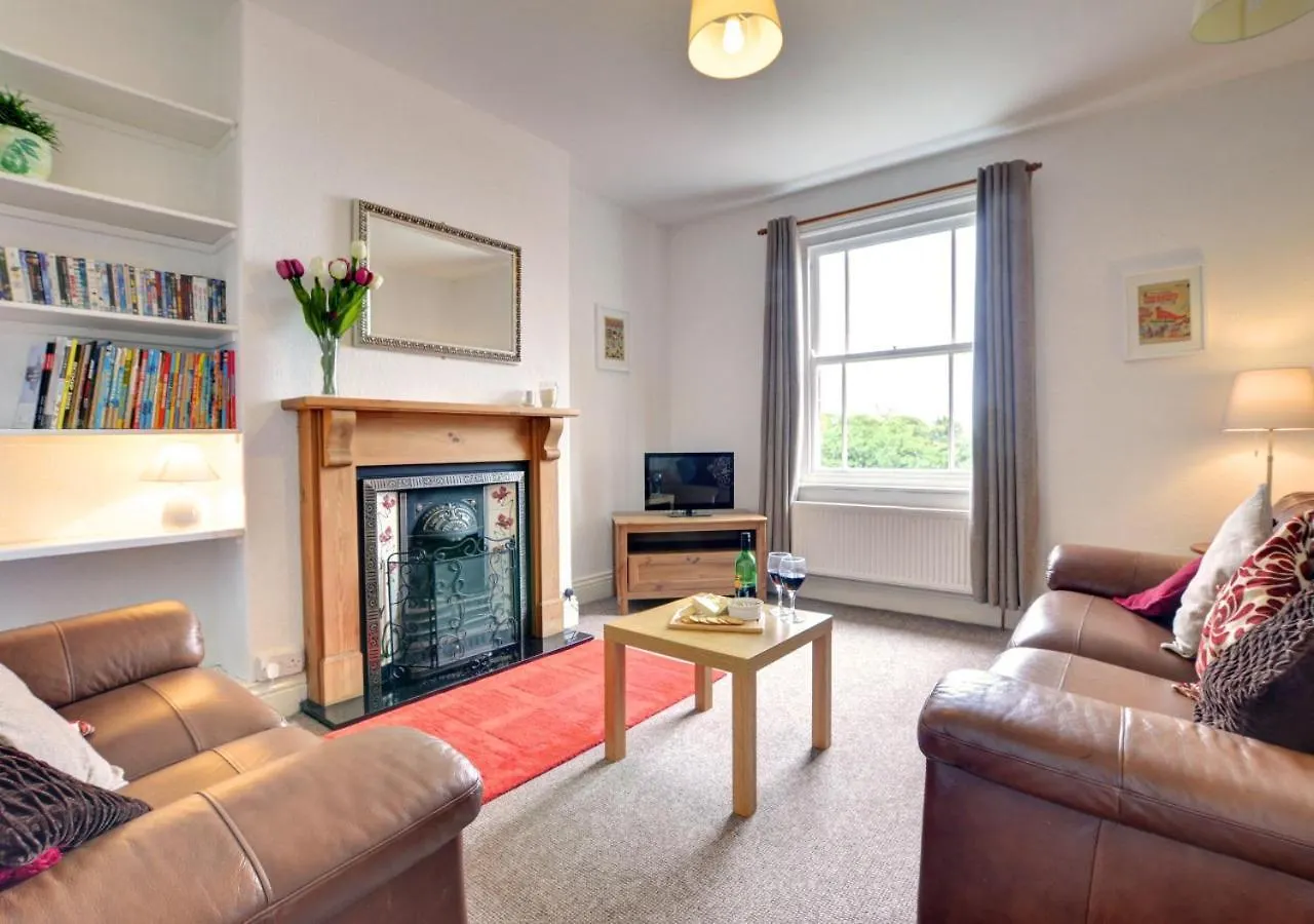 Holbrooks House Apartment *