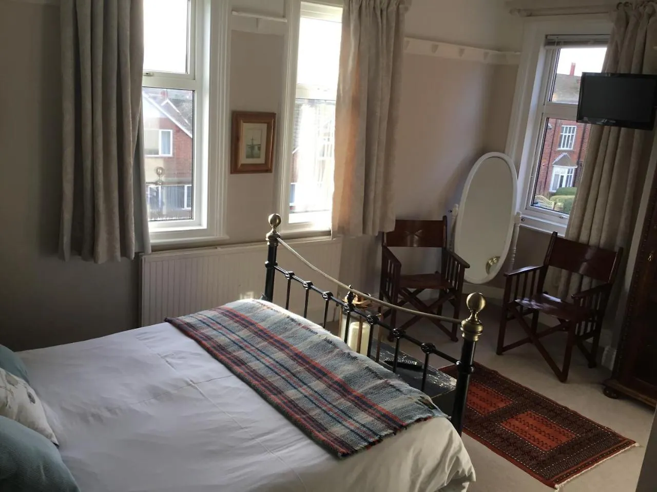Lee-side Bed & Breakfast