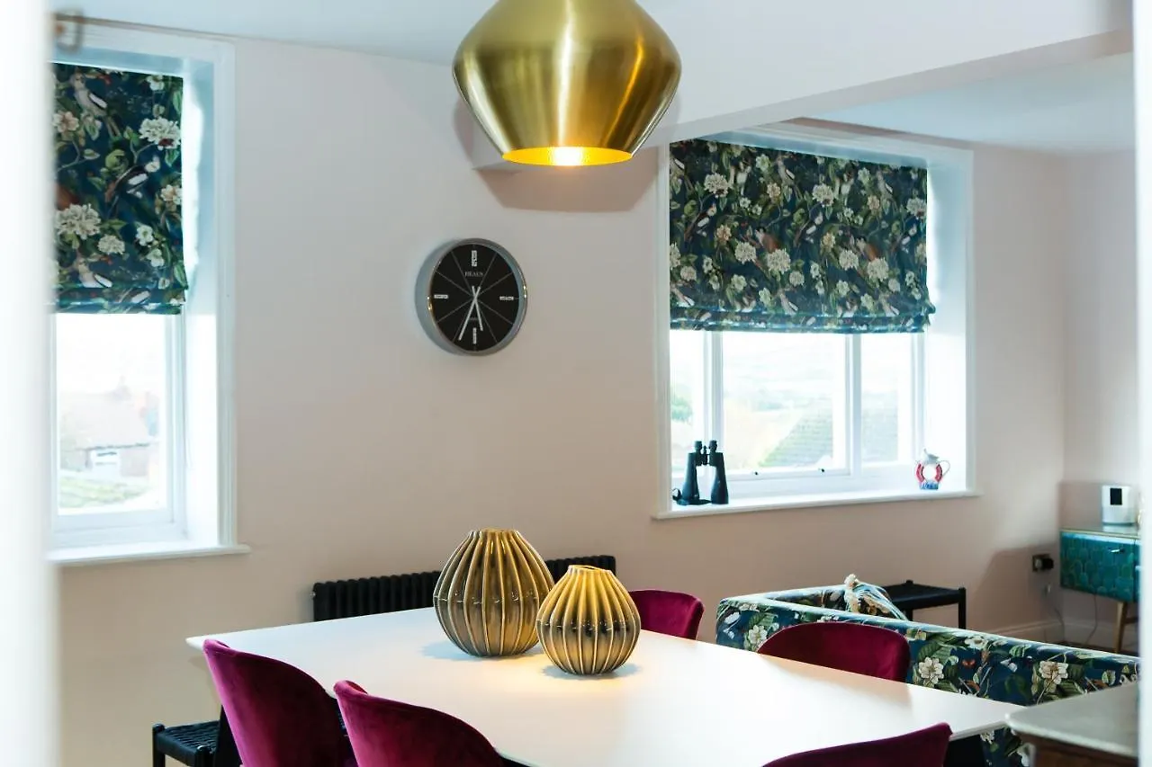 The Captains At Rounton By Maison Parfaite- Sea Views - Parking - Robin Hoods Bay