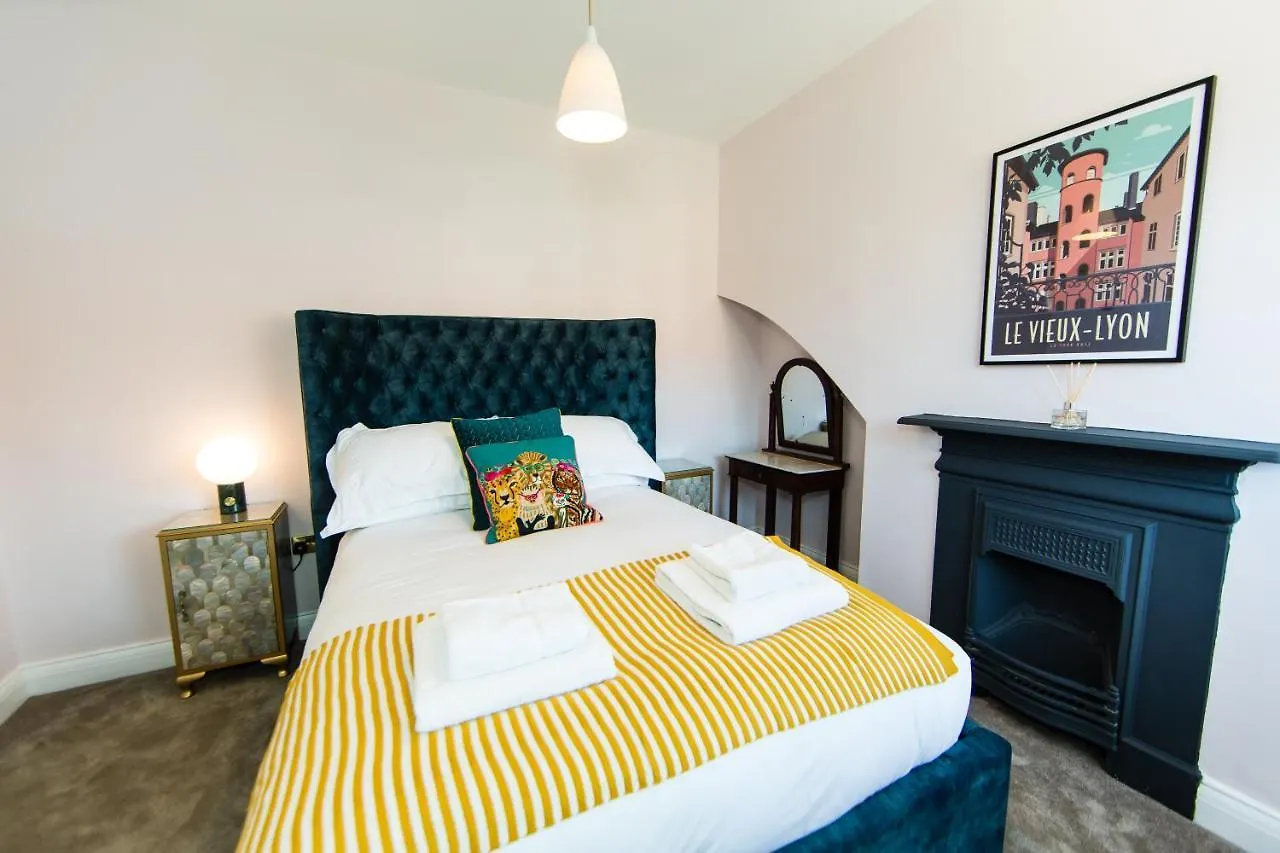The Captains At Rounton By Maison Parfaite- Sea Views - Parking - Robin Hoods Bay *