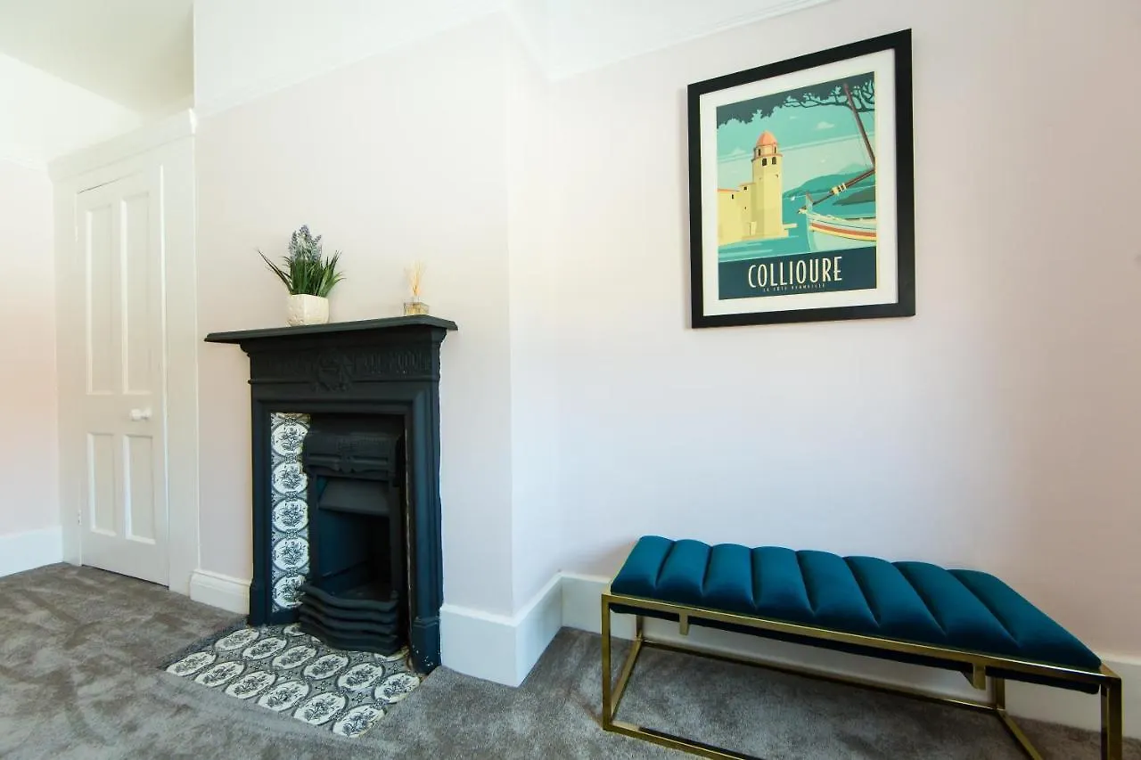 The Captains At Rounton By Maison Parfaite- Sea Views - Parking - Robin Hoods Bay