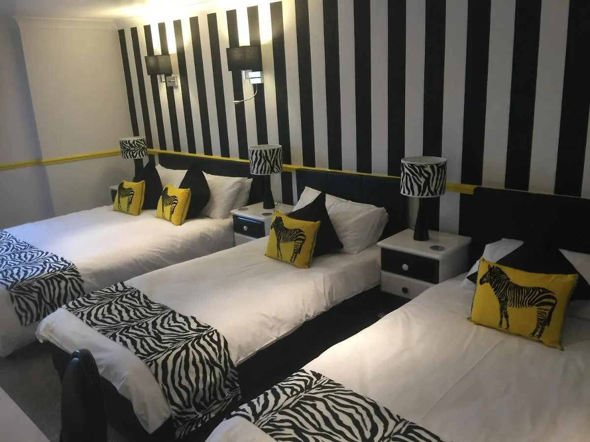 Blacksmiths Boutique 4*