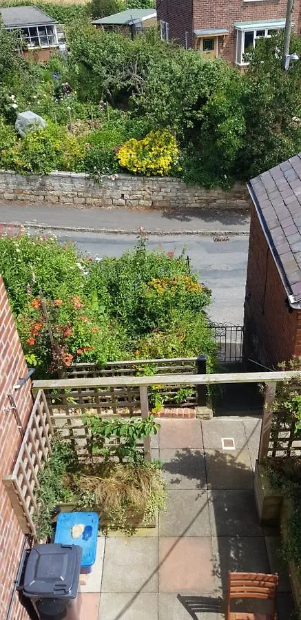 Holiday home Alpha - 2 Bedrooms, Walk To Beach