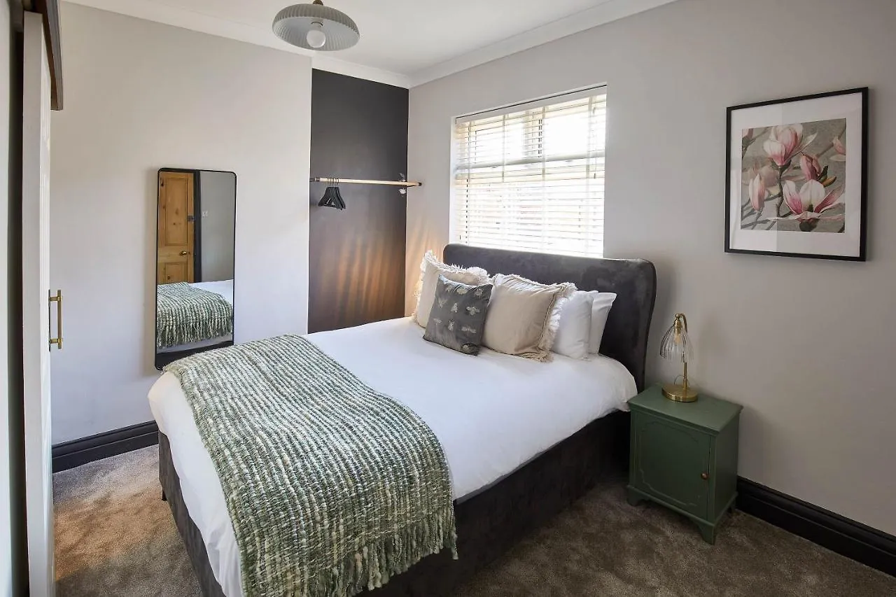 Holiday home Host & - Raven House
