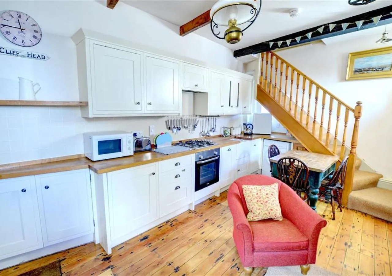 Cliff Head Holiday home
