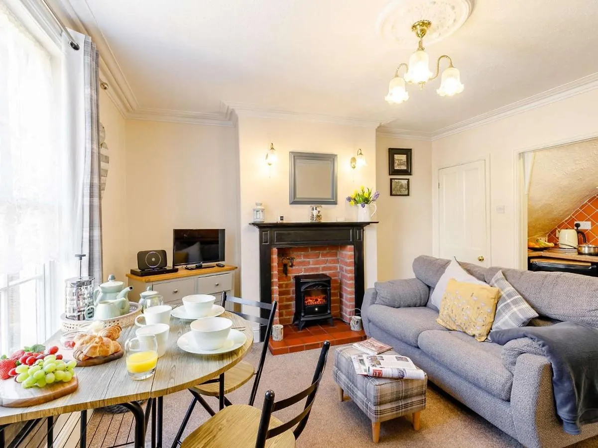 2 Bed In Robin Hoods Bay 87059 Robin Hood's Bay