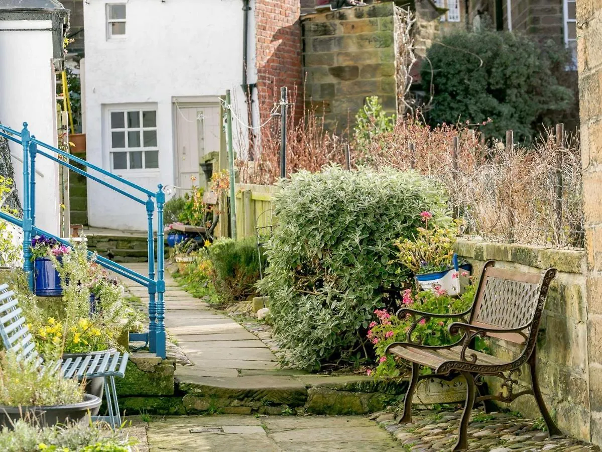 2 Bed In Robin Hoods Bay 87059 Holiday home Robin Hood's Bay