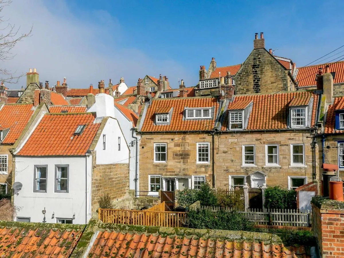 2 Bed In Robin Hoods Bay 87059 * Robin Hood's Bay