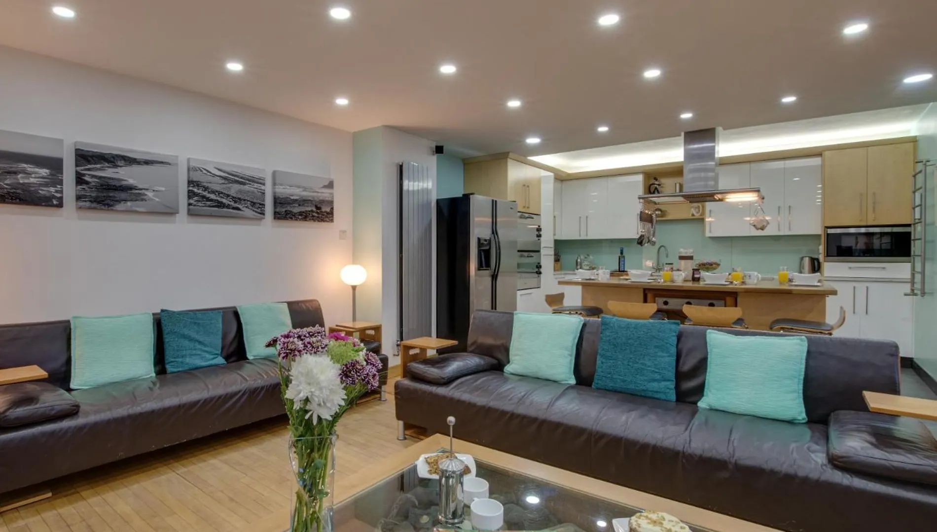 4 Bed In Robin Hoods Bay G0003 Robin Hood's Bay