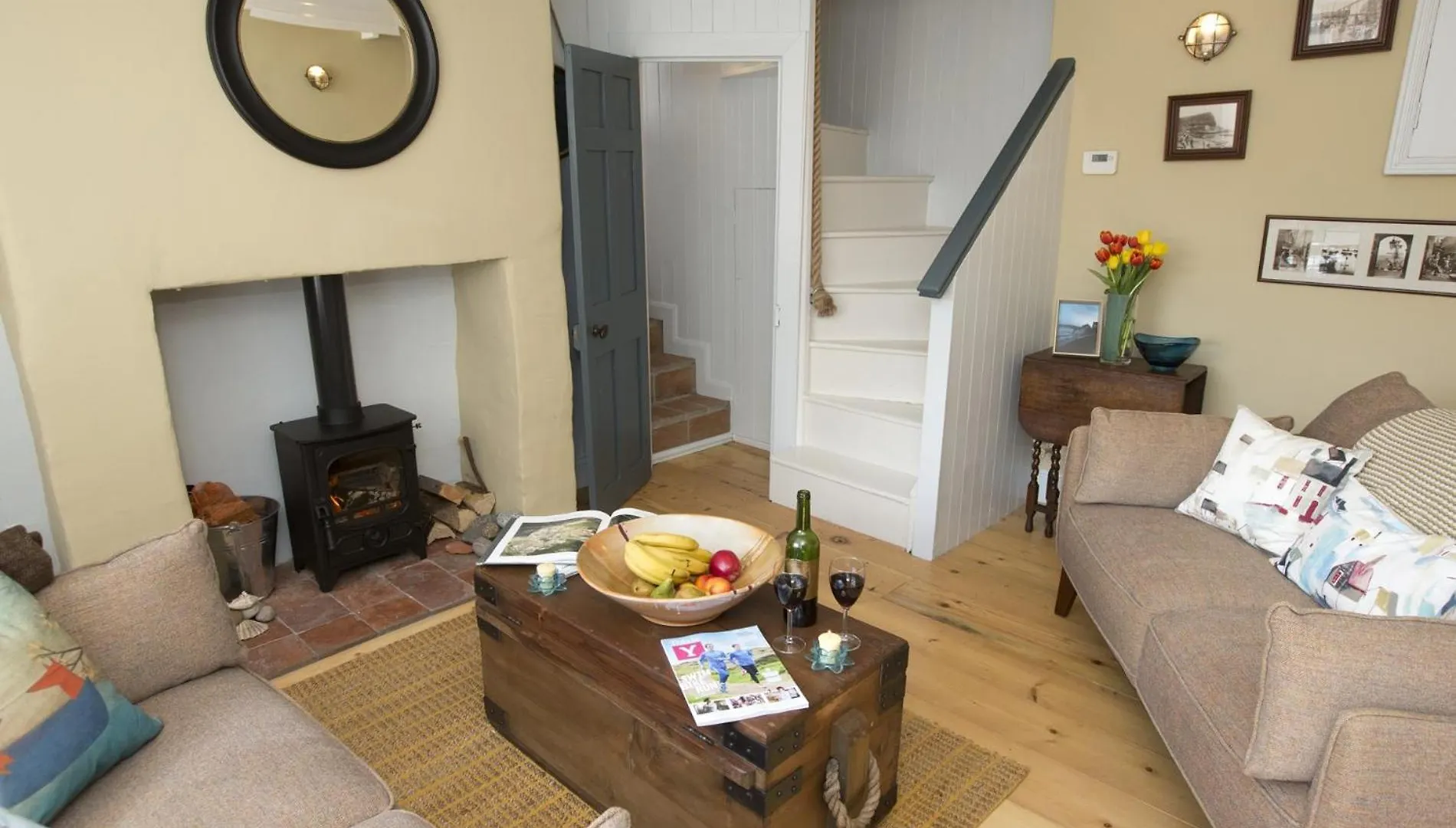 2 Bed In Robin Hoods Bay G0085 Holiday home *