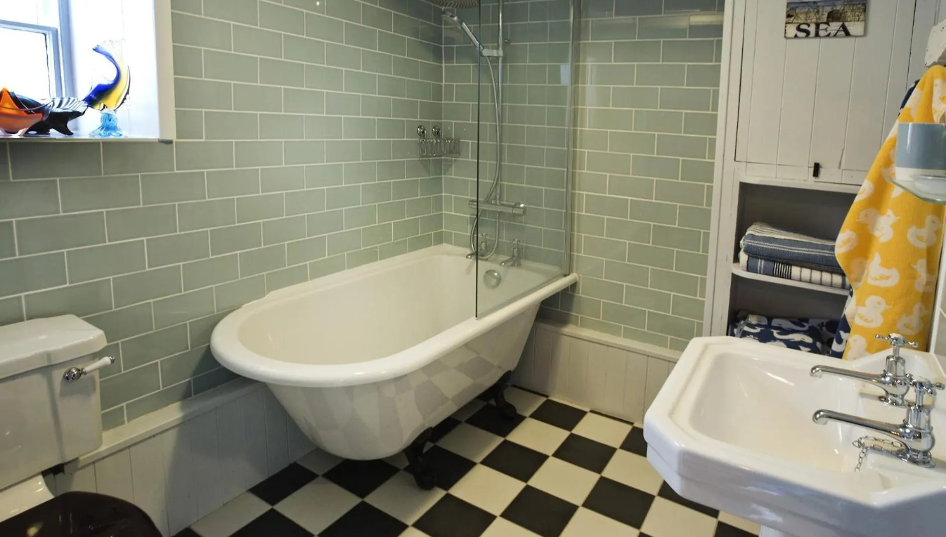 Holiday home 2 Bed In Robin Hoods Bay G0085 *