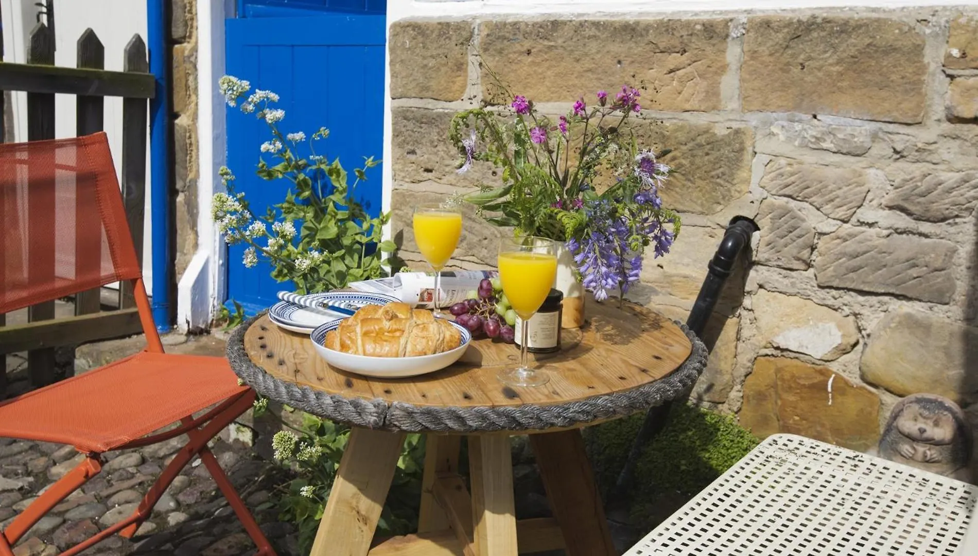 2 Bed In Robin Hoods Bay G0085 Holiday home