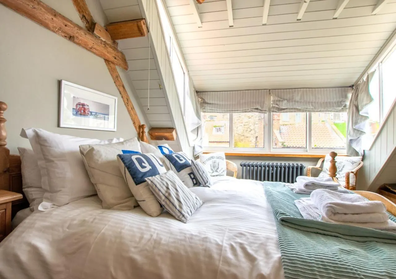 Green Cottage *