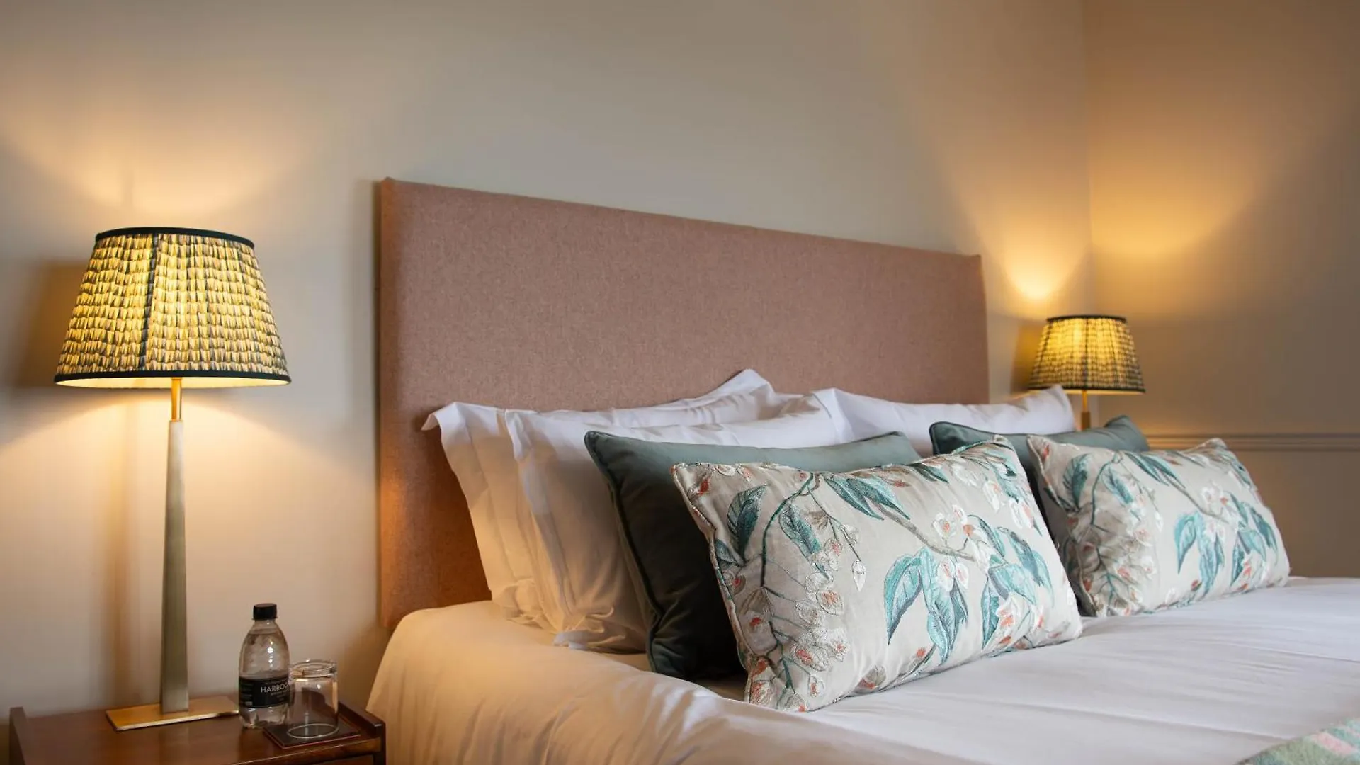 Victoria 4* Robin Hood's Bay
