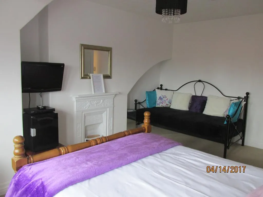 Birtley House * Robin Hood's Bay