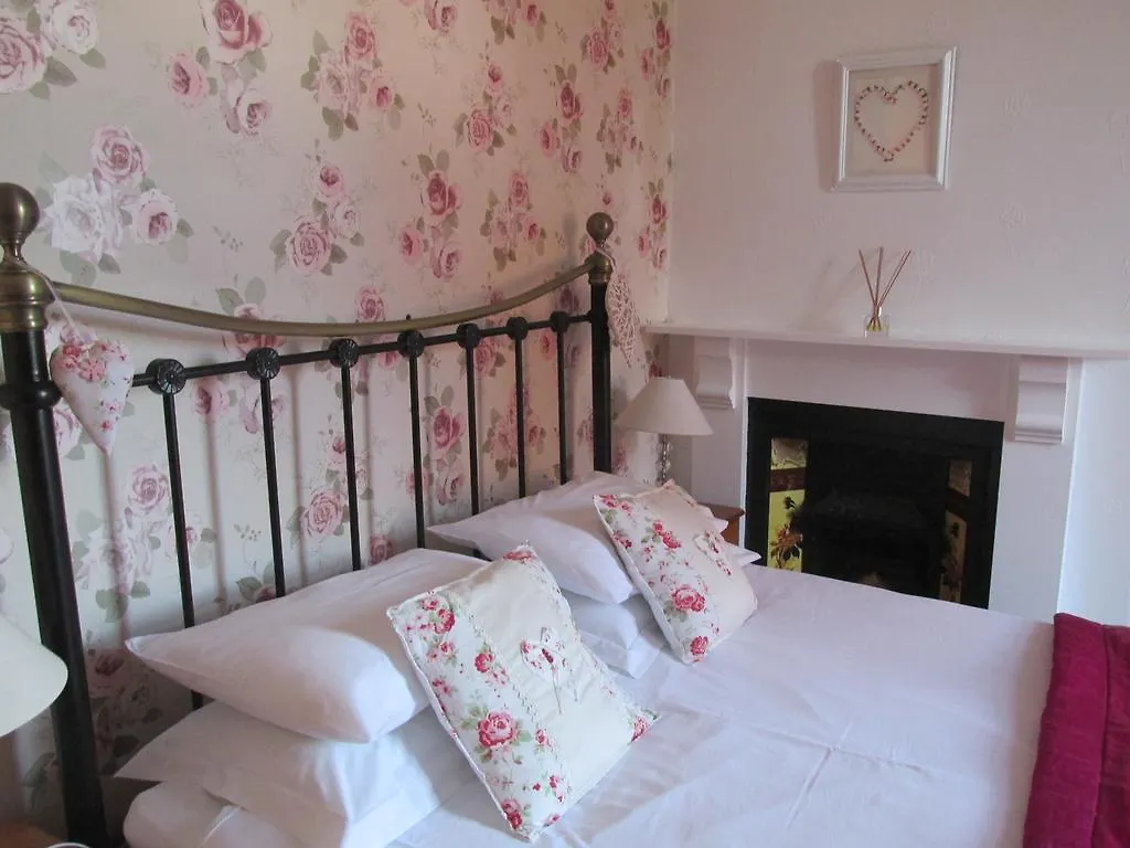 Birtley House * Robin Hood's Bay