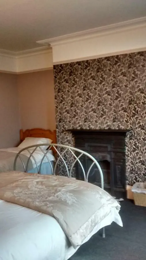 Clarence Dene * 罗宾胡兹贝
