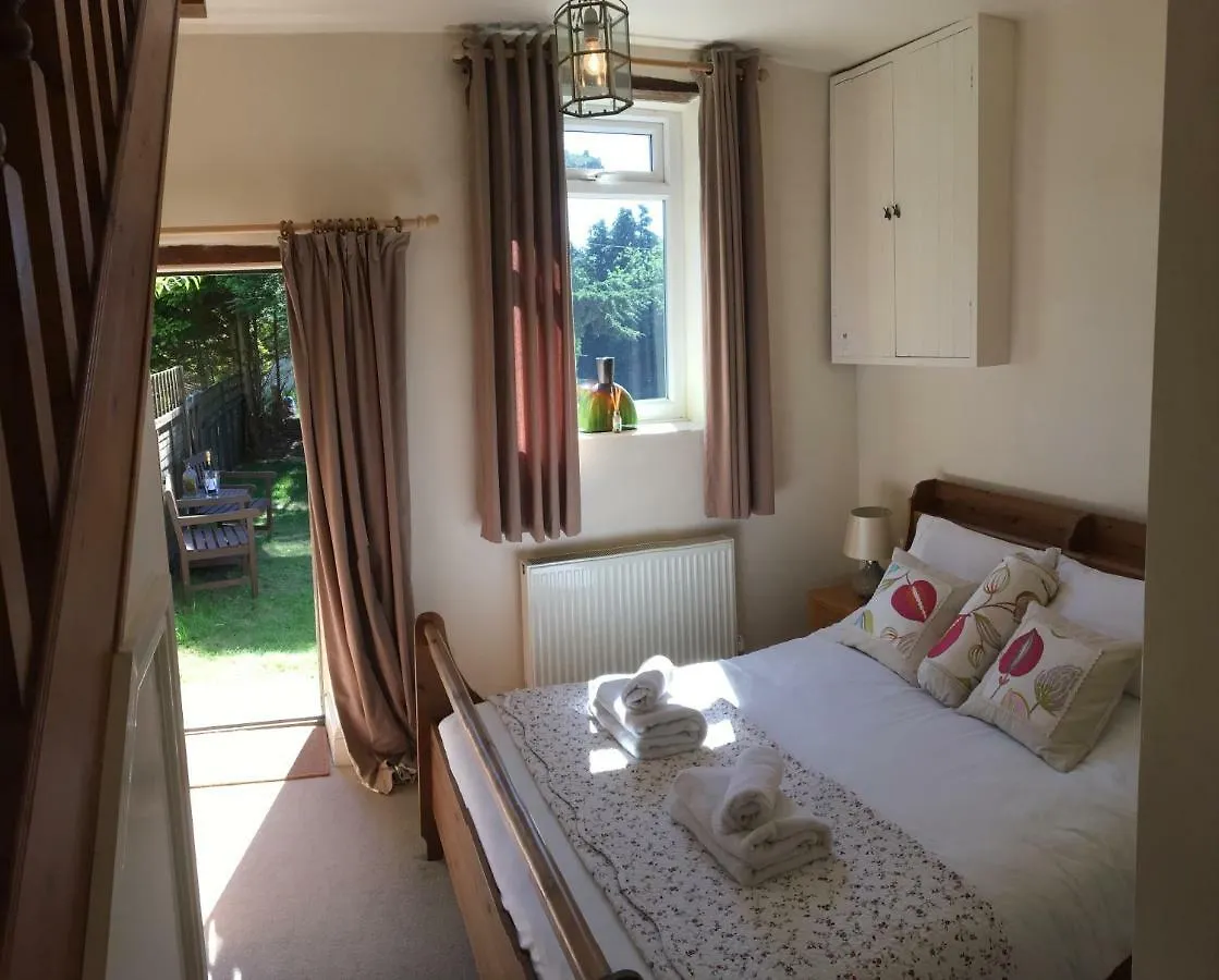 Low Flask Farm Holiday Cottages *