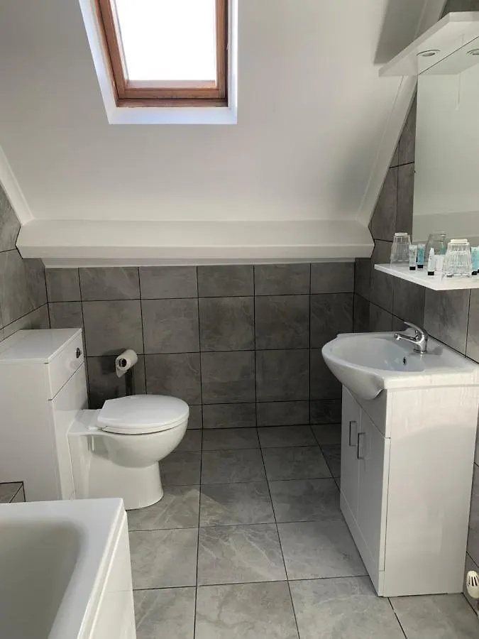 Grosvenor 3*