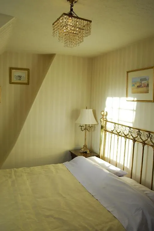 Guest house The Villa In Robin Hoods Bay